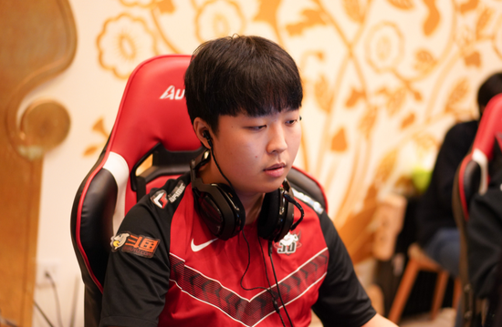 王者荣耀11月更新后不知火舞最强法师出装攻略